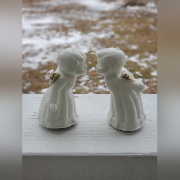 Other - White Angel Figurines Salt And Pepper Set